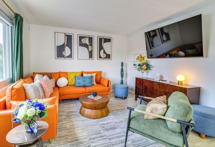 Albuquerque Retreat W/ Hot Tub Central Location!