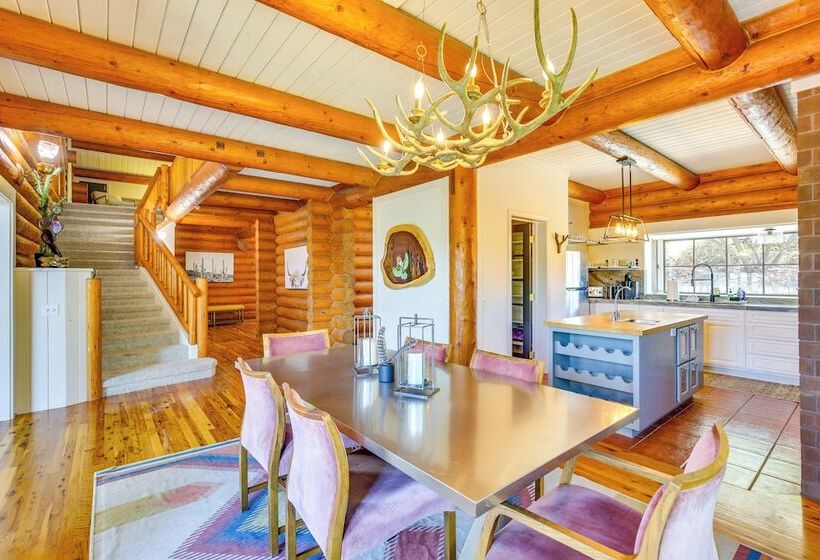 Alpine Log Cabin On 27 Acres W/ Hiking Trails!