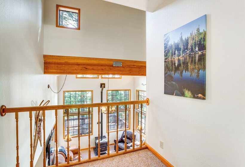 1 Mi To Skiing: Cabin W/ Deck In Bear Valley!