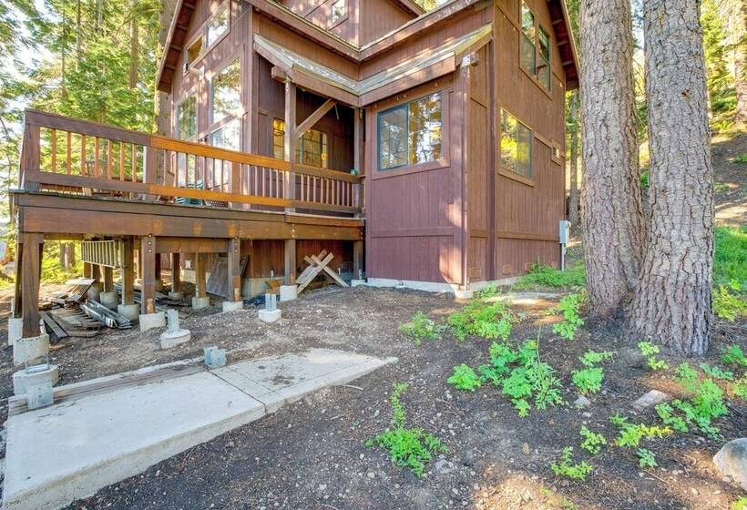 1 Mi To Skiing: Cabin W/ Deck In Bear Valley!