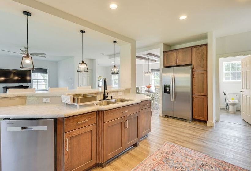 Waterfront Views: Lake Ontario Gem W/ Fireplace