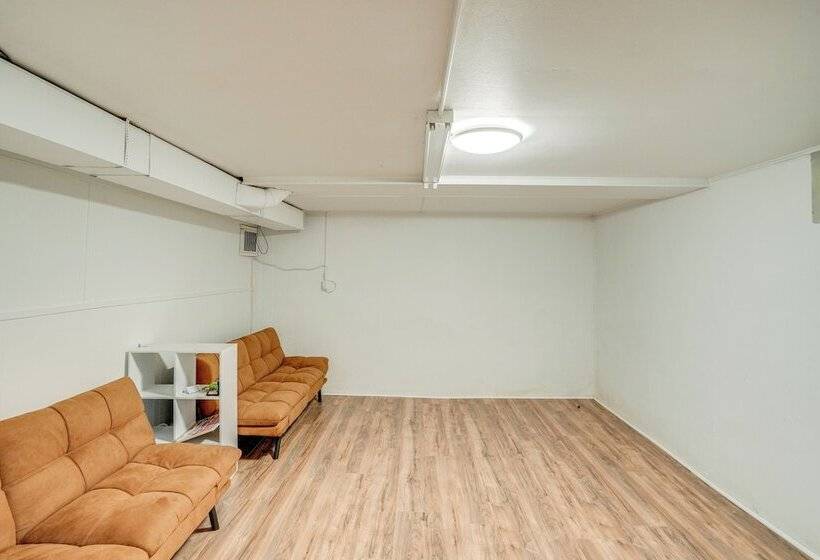 Berkshire Hideaway W/ Fire Pit & Playground!