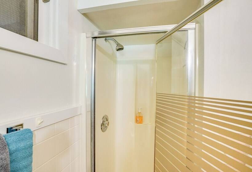 Berkshire Hideaway W/ Fire Pit & Playground!