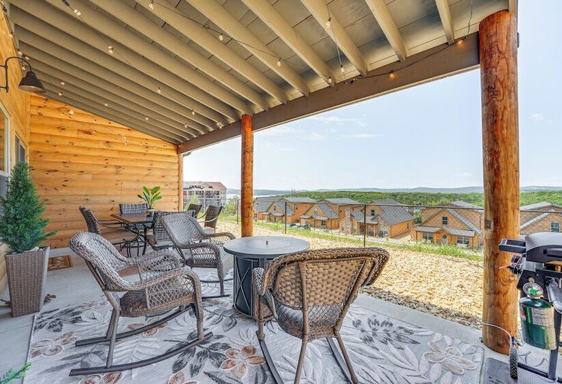 Branson Log Cabin Near Silver Dollar City & Lake!