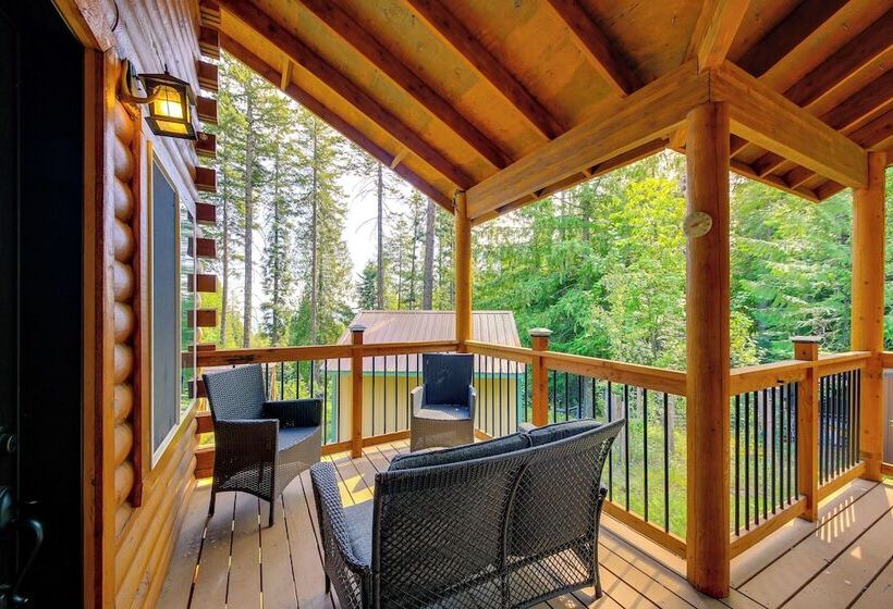 Cabin Near Lake Pend Oreille & Dtwn Sandpoint