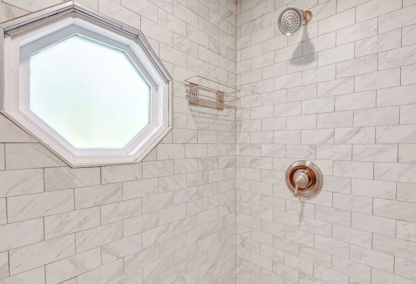 Cabin W/ Fire Pit   7 Mi To Downtown Carrollton!