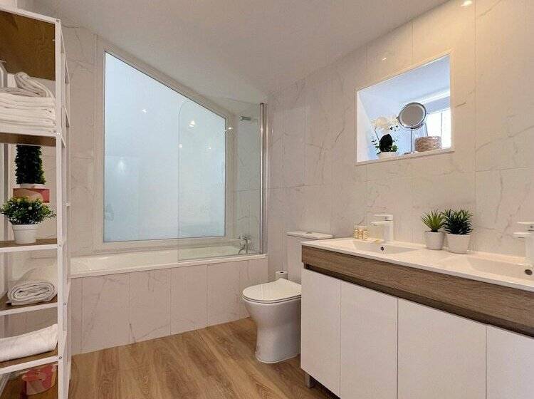 Casas Capela By O Porto Seven