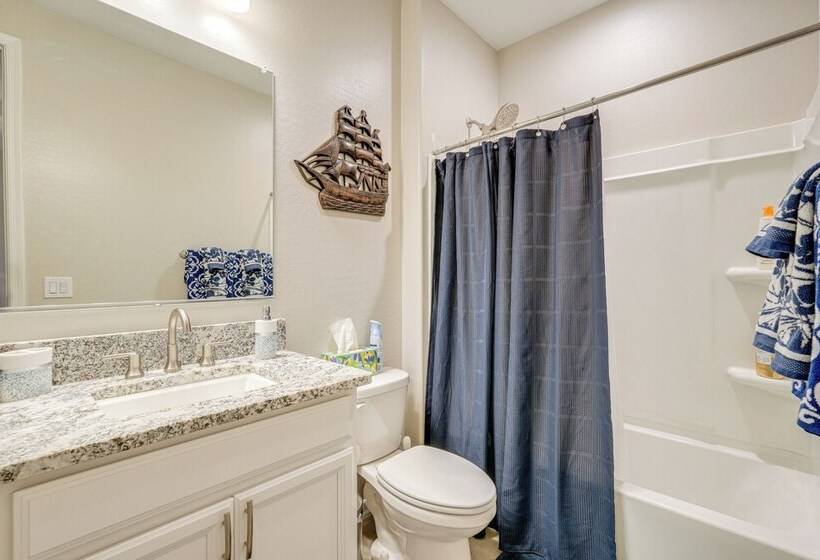 Central Casa Grande Home In Quiet Neighborhood