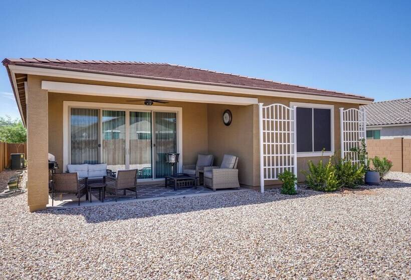 Central Casa Grande Home In Quiet Neighborhood