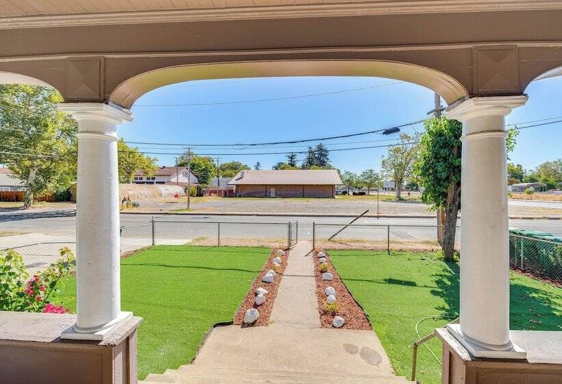 Centrally Located Lodi Home: Walk Downtown!