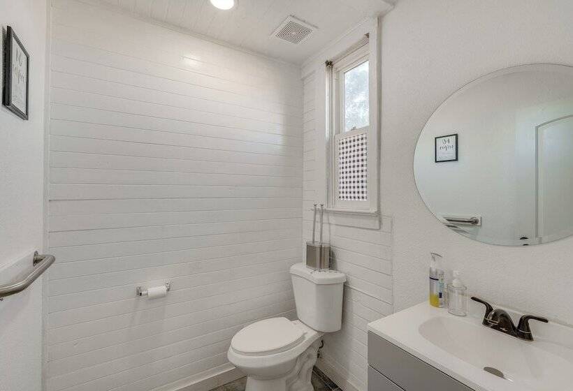 Centrally Located Lodi Home: Walk Downtown!