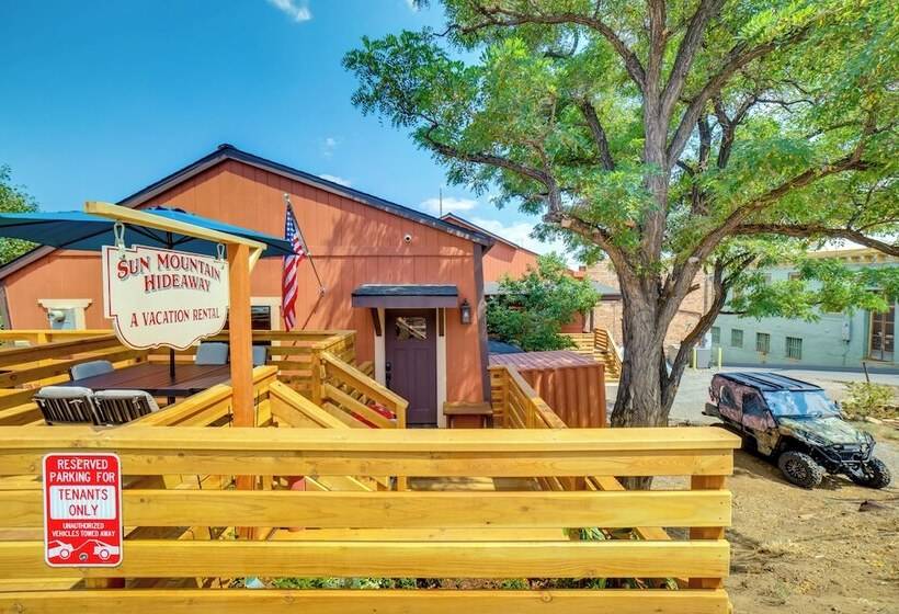 Central Virginia City Home W/ Deck!