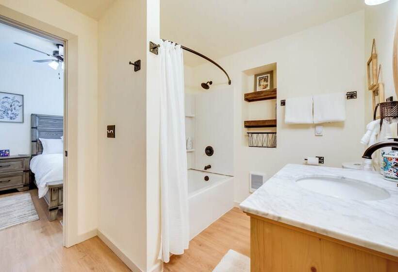 Central Virginia City Home W/ Deck!