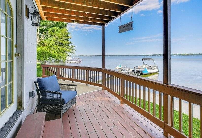 Charming Bear Lake Cottage W/ Dock & Paddleboards!