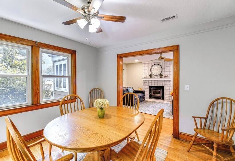 Charming Damascus Retreat W/ Deck & Creek Views!