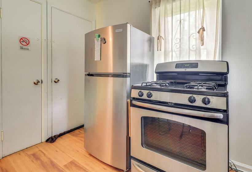 Charming & Pet Friendly Home In Detroit W/ Yard!