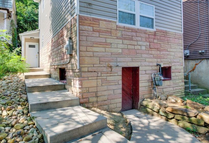 Charming Pittsburgh Home Walk To Riverfront!