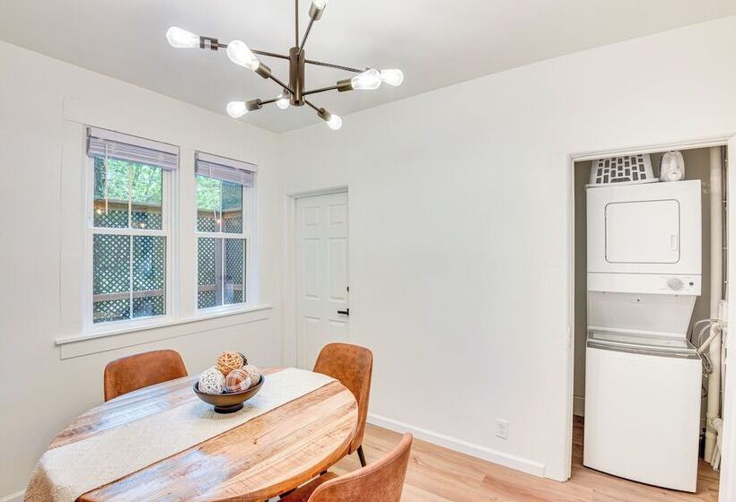 Charming South Bend Home Near Notre Dame!