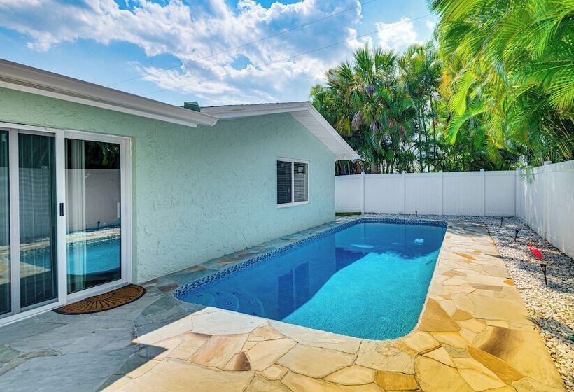 Cocoa Beach Home W/ Private Pool ~ 1/2 Mi To Beach