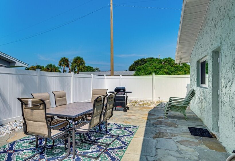 Cocoa Beach Home W/ Private Pool ~ 1/2 Mi To Beach