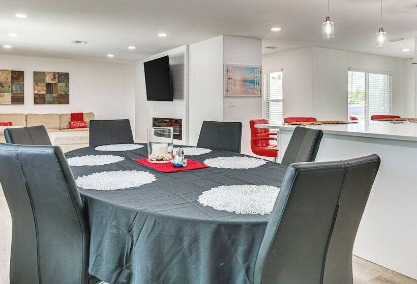 Cocoa Beach Home W/ Private Pool ~ 1/2 Mi To Beach