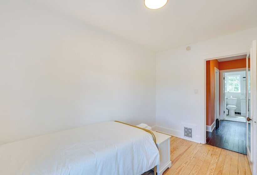 Colorful Home ~ 1 Mi To Hudson River!