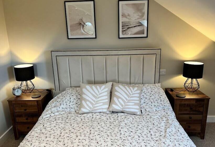 Rural Cottage Full Kitchen Pets Ok Paddock