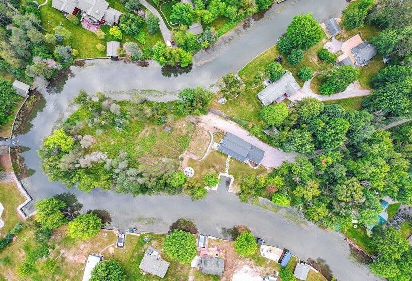 Cottage On Crooked River W/ Dock + Slip!