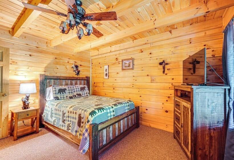 Cozy Cabin W/ Hot Tub < Half Mi To Douglas Lake!