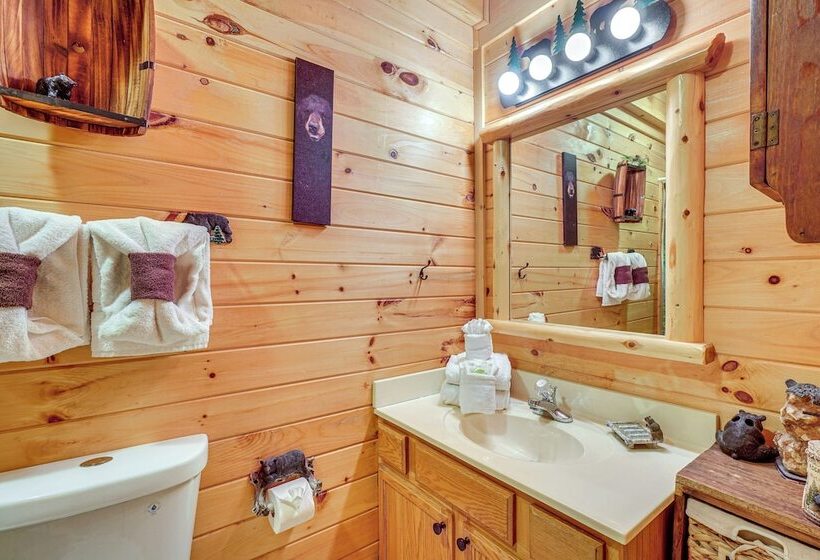 Cozy Cabin W/ Hot Tub < Half Mi To Douglas Lake!