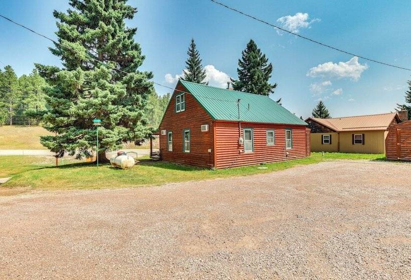 Deadwood Wolf Cabin W/ Fire Pit & Grill