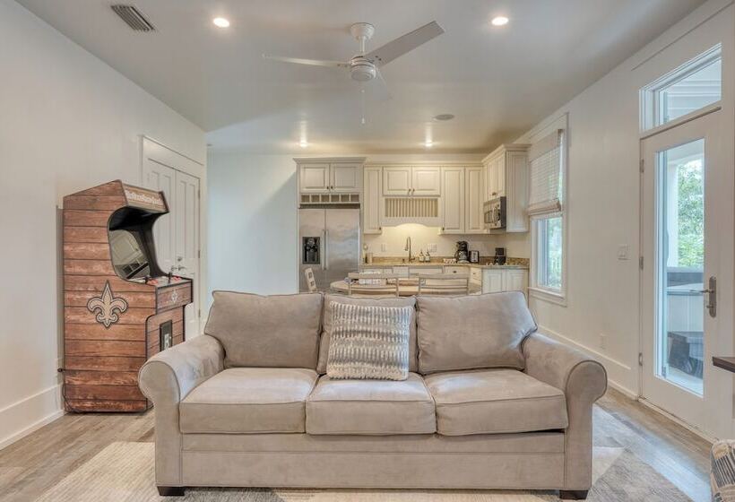 Destin Dream By Avantstay 2 Story Home, Walk To Beach, Hot Tub