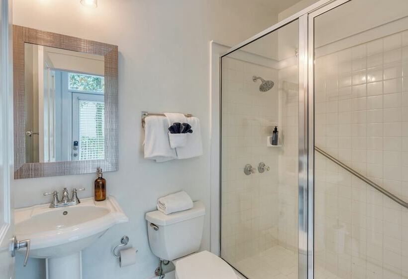 Destin Dream By Avantstay 2 Story Home, Walk To Beach, Hot Tub