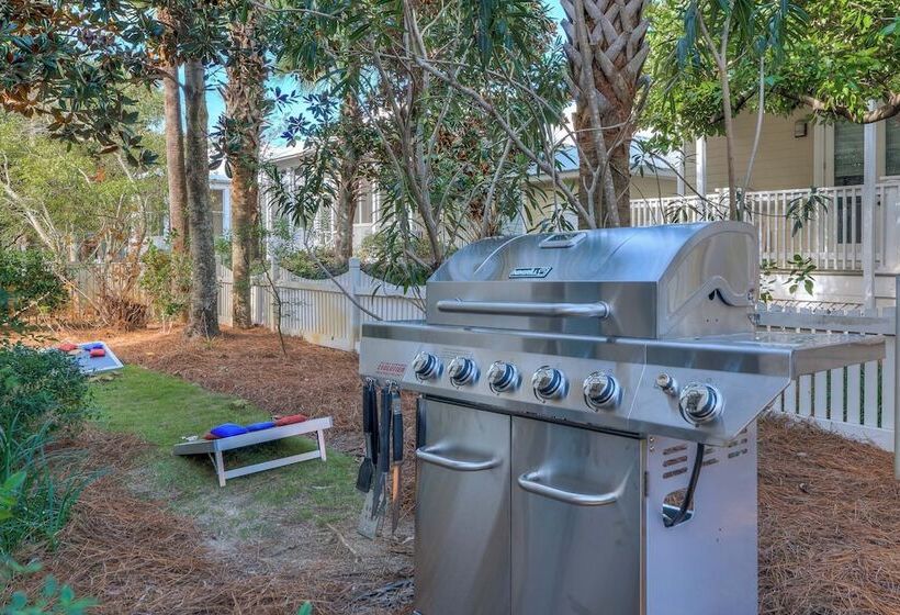 Destin Dream By Avantstay 2 Story Home, Walk To Beach, Hot Tub