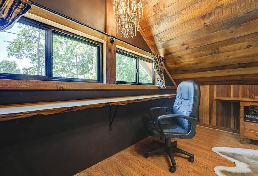 Dreamy Penrose Cabin W/ Panoramic Mountain Views