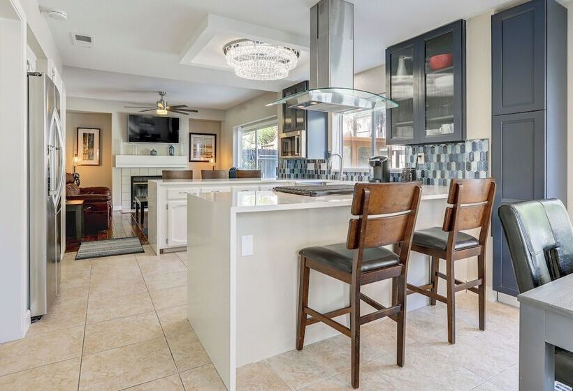 Elegant Antelope Home W/ Pool, Spa & Sauna!