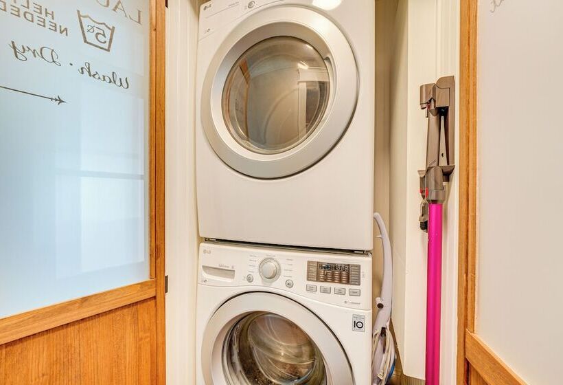 Family Friendly Harrison Home: 33 Mi To Branson!