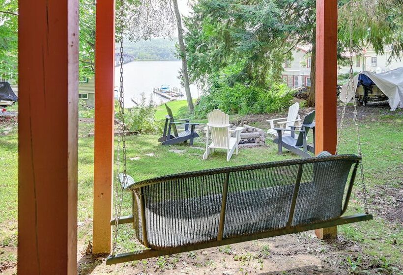 Pet Friendly Home W/ Beach In Northville!