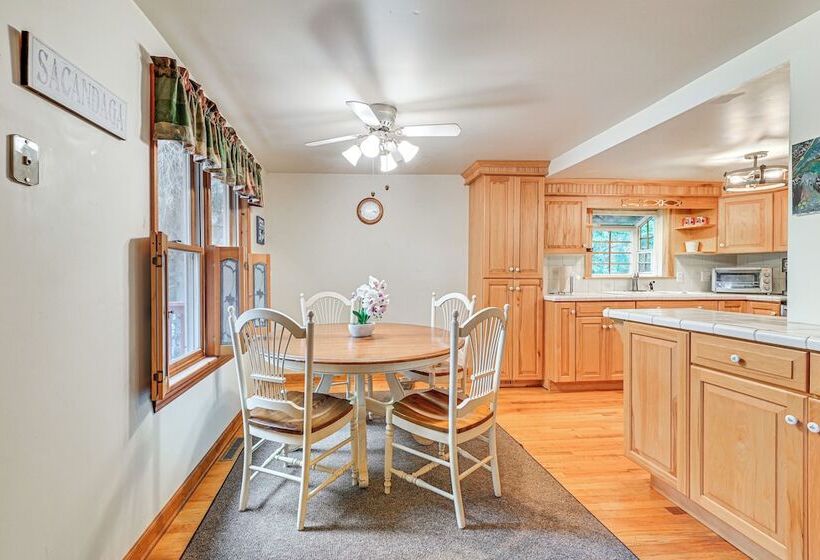 Pet Friendly Home W/ Beach In Northville!