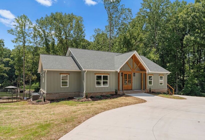 Hideaway Cove Private Dock, Firepit, New Build