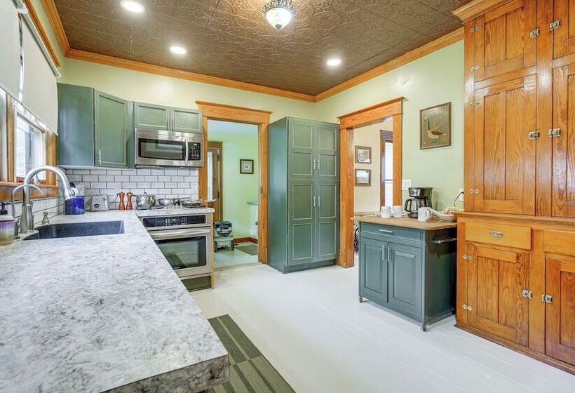 Historic Hillsdale Home Near Downtown!