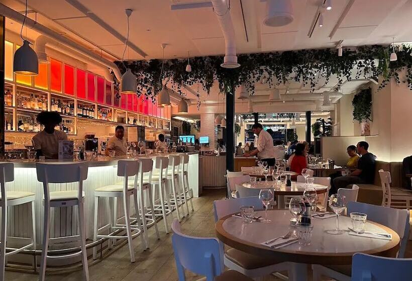 هتل Heart Of London Suites