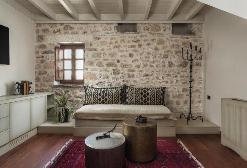 هتل Stoes Boutique