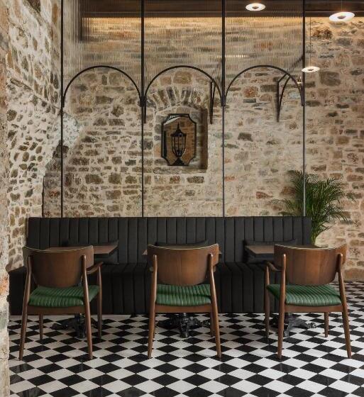 هتل Stoes Boutique