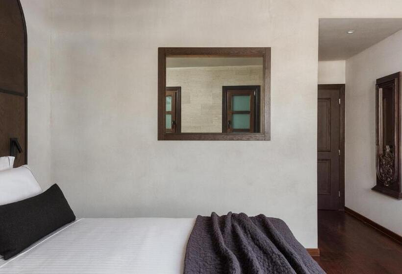 هتل Stoes Boutique