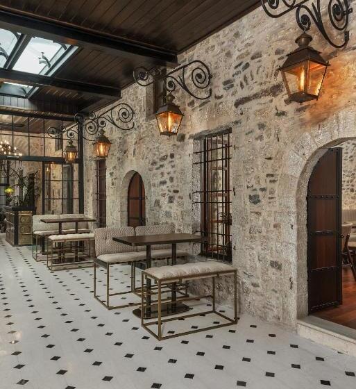 هتل Stoes Boutique