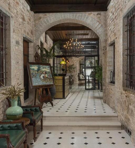 هتل Stoes Boutique