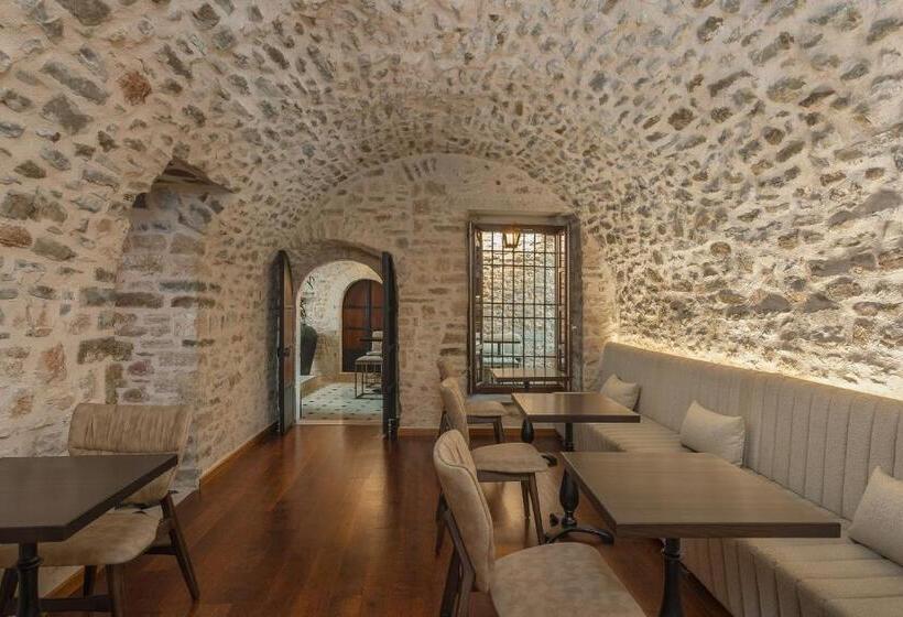 هتل Stoes Boutique