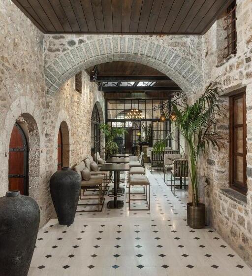 هتل Stoes Boutique