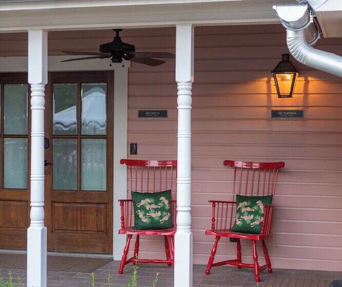 酒店 The Menagerie